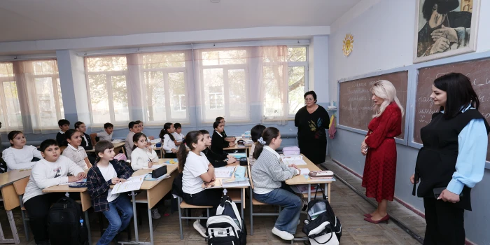 Արաքսիա Սվաջյանն այցելել է Երևանի, Արմավիրի և Արարատի ուսում...