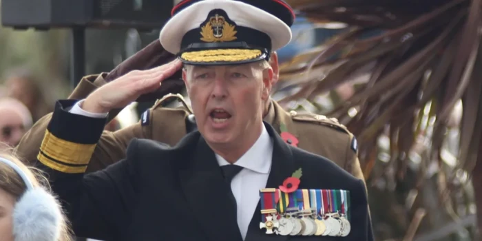 Կասկածելի սուրն ու հազվագյուտ մեդալը. ինչպես բացահայտվեց կեղ...