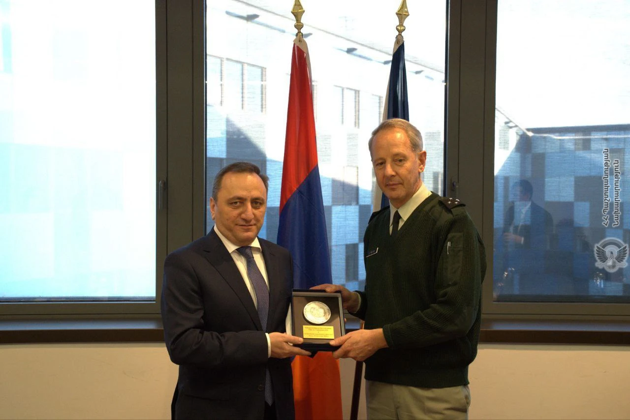 Տեղի են ունեցել Հայաստան-Ֆրանսիա երկկողմ ռազմավարական պաշտպա...