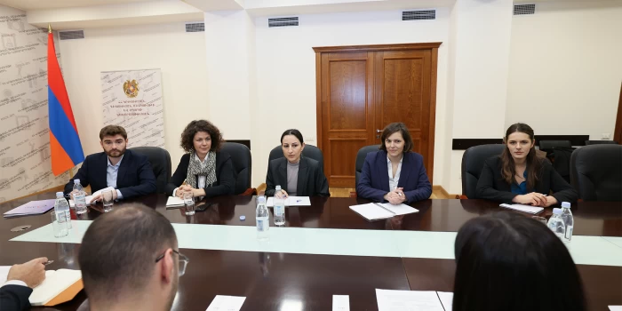 Քննարկվել է Արտաշատ հնավայրի վերականգնմանն ուղղված համագործա...