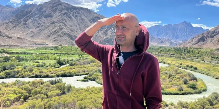 BBC-ն գտել է ռուսական պահապաններ, իրանական բեռնատարներ և կոռ...