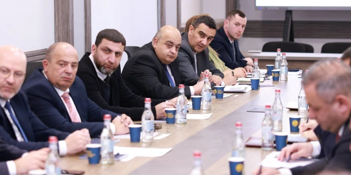  Քննարկվել  է դպրոցների ենթակայության փոփոխության հարցը