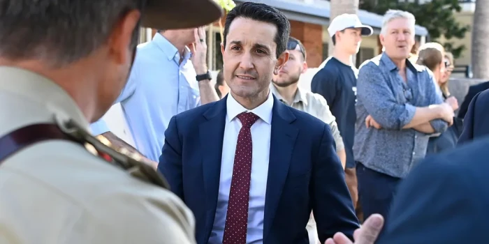 ԳՐԱՎՈՂ ՎԵՐՆԱԳԻՐ: