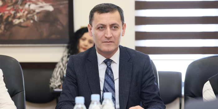 ԿԳՄՍ նախարարը ՀՀ-ում Միացյալ Թագավորության դեսպանի հետ քննար...