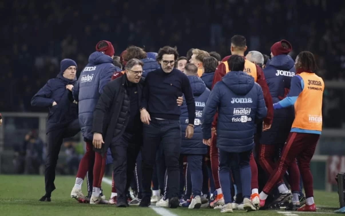 📷 Յուվենտուսի և Տորինոյի գլխավոր մարզիչները կարմիր քարտ են...