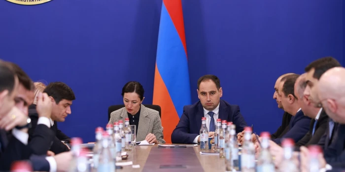  Քննարկվել  է դպրոցների ենթակայության փոփոխության հարցը