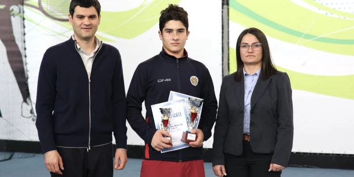 Հասմիկ Ավագյանը Ծաղկաձորում պարգևատրել է Tennis Europe-ի Մ16...