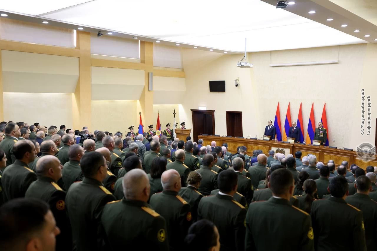 🎥 ՊՆ վարչական համալիրի դահլիճում անցկացվել է հանդիսավոր միջ...