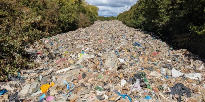 Օքսֆորդշիրում աղբով «լեռ» են կուտակել. շրջակա միջավայրի աղետ...