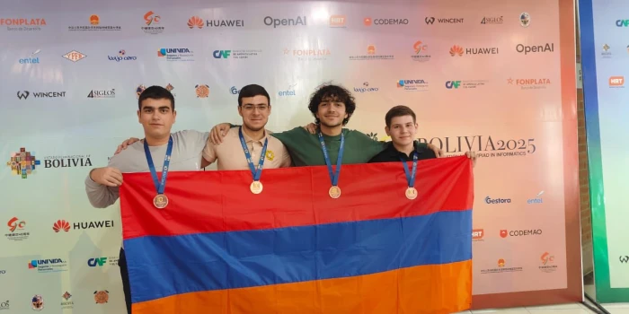 4 բրոնզե մեդալ՝ Ինֆորմատիկայի միջազգային 37-րդ օլիմպիադայում