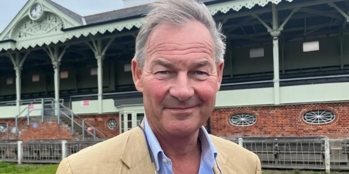 MP-ն սխալմամբ բարեգործական ճոճանակին համարել է «կեղծ միգրանտ...